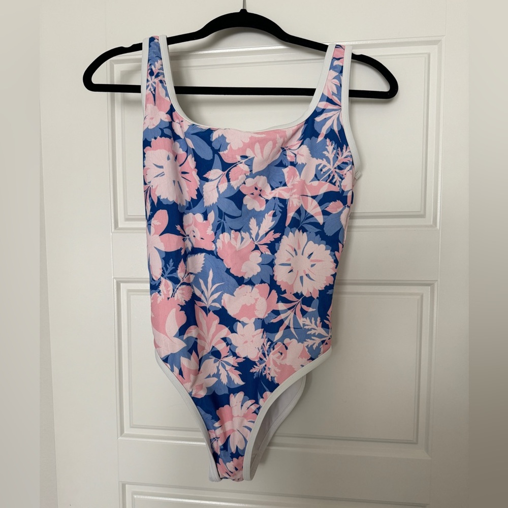 Ocean Isle One Piece- Montage Blue/Pink Tiare Hawaii X LainSnow